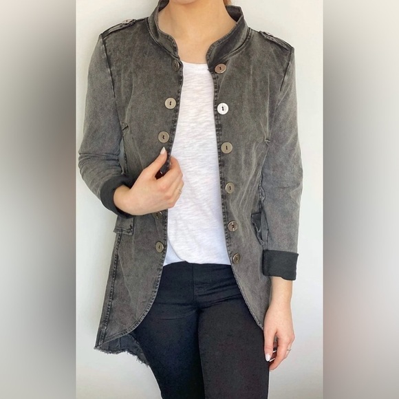 SUZY D LONDON WOMANS SIZE LARGE OPEN FRONT DISTRESSED MILITARY STYLE JACKET - Picture 1 of 9